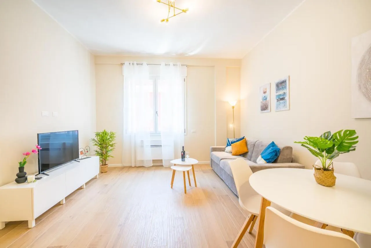 קליארי Puccini Apt - Centro Citta - Wifi - Ac איטליה