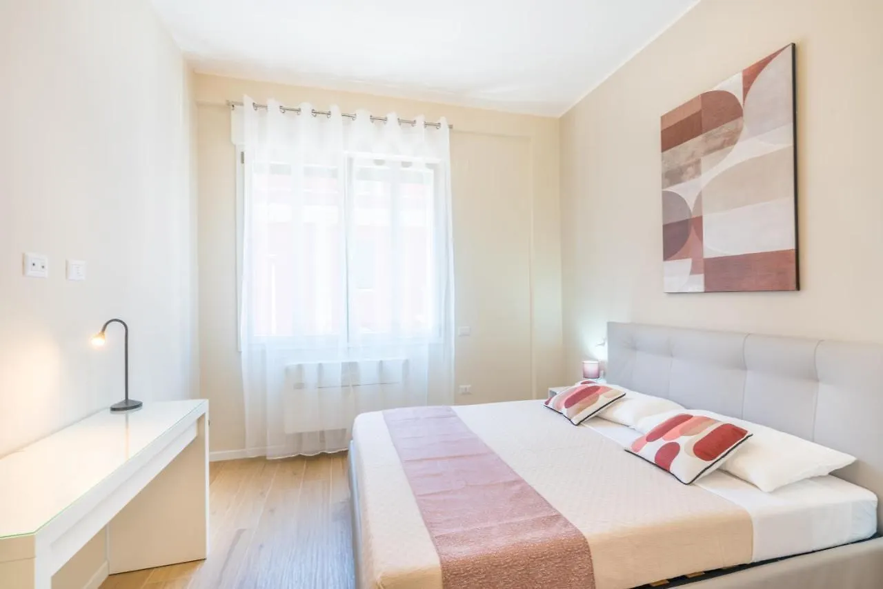 קליארי Puccini Apt - Centro Citta - Wifi - Ac
