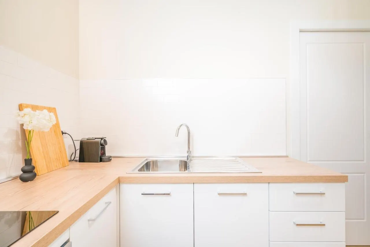 קליארי Puccini Apt - Centro Citta - Wifi - Ac דירה
