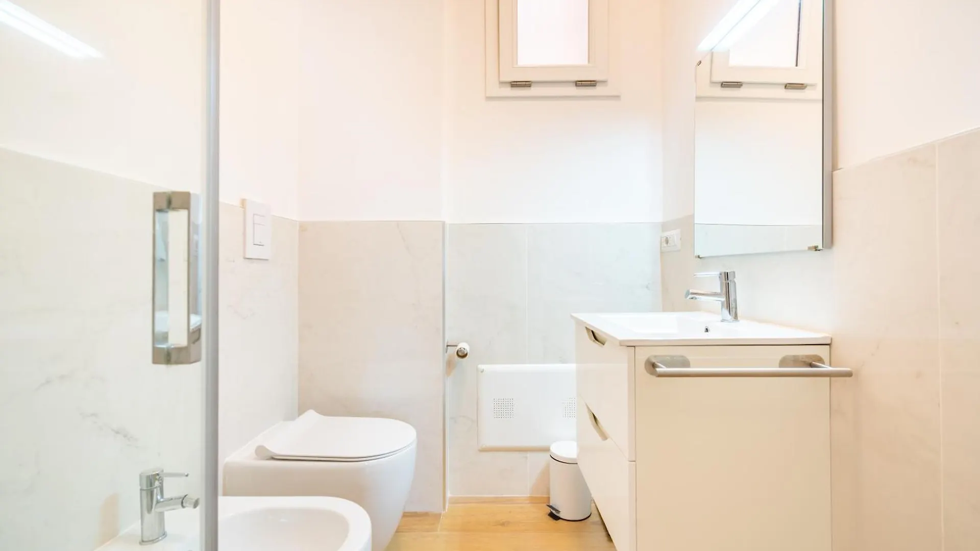קליארי Puccini Apt - Centro Citta - Wifi - Ac דירה