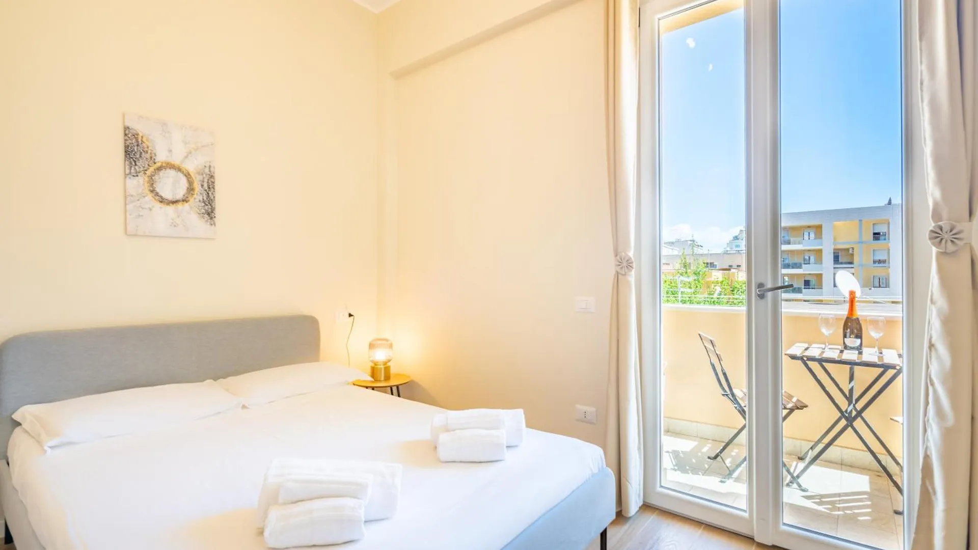 דירה קליארי Puccini Apt - Centro Citta - Wifi - Ac איטליה